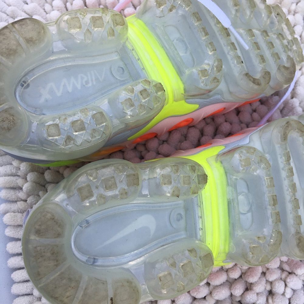 NIKE AIR VAPORMAX RUNNING SHOES 2017 - Picture 7 of 10